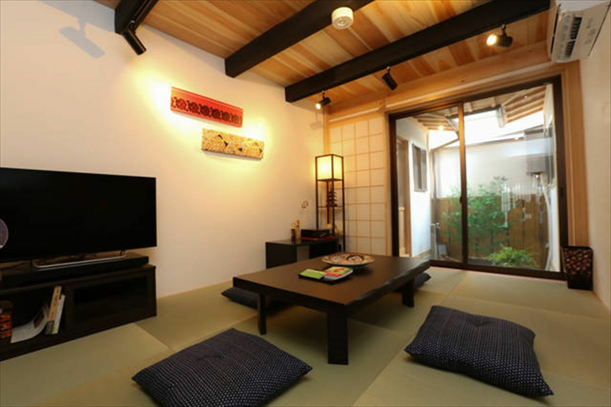 Rakuya Karasuma Gojo Apartment *
